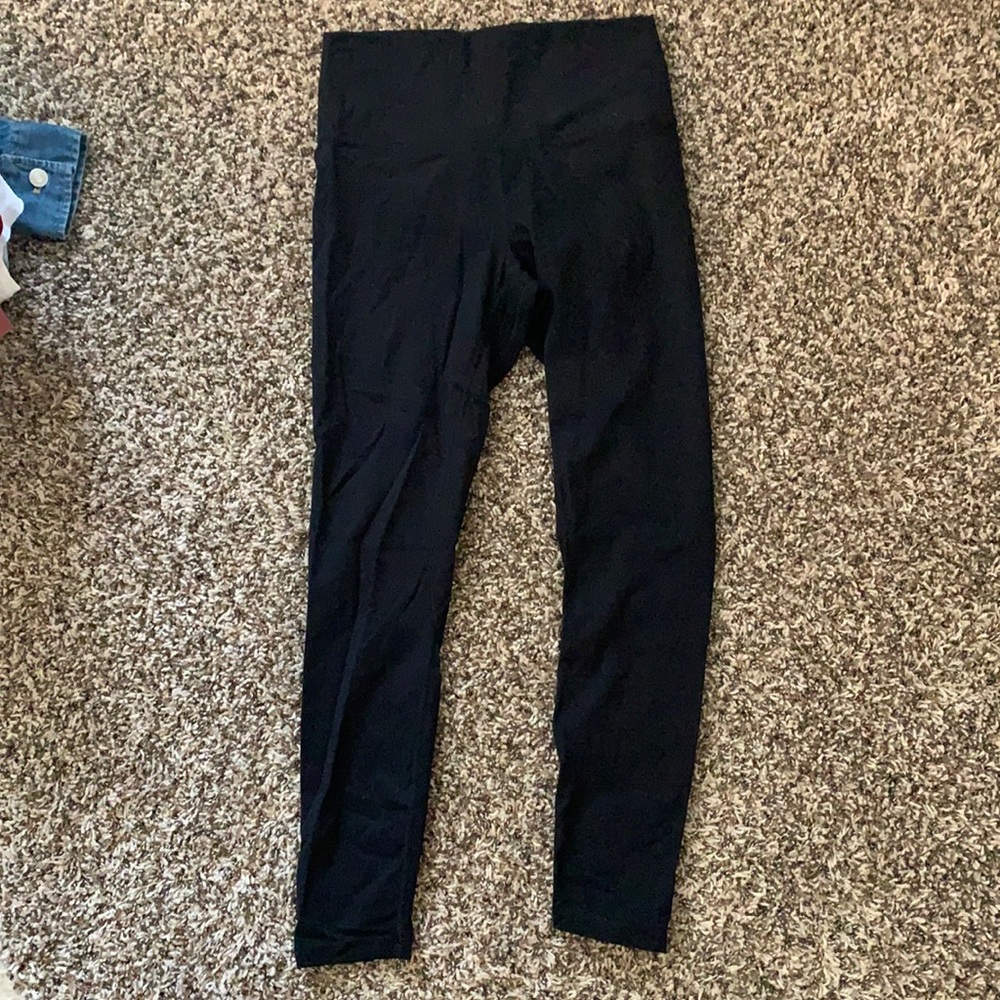 Black leggings
